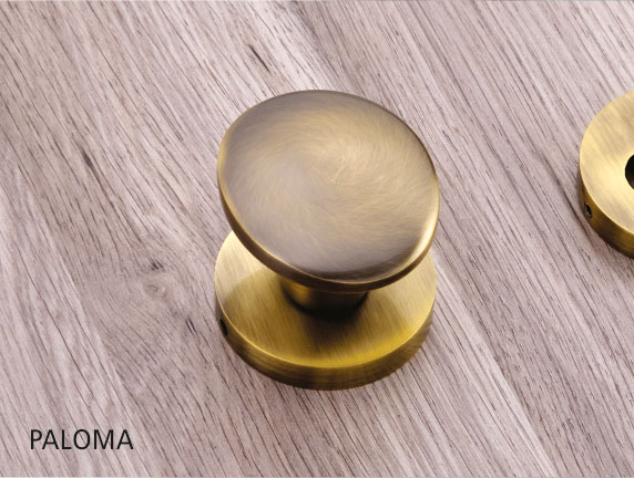 Brandy by Decor Brass Pull