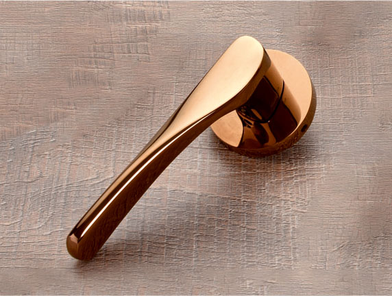 Brandy by Decor Brass Pull