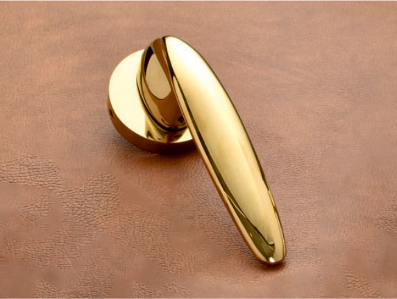 Brandy by Decor Brass Pull